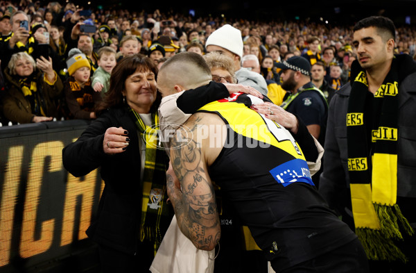 AFL 2024 Round 14 - Richmond v Hawthorn - A-51020159