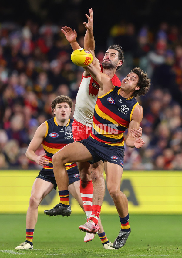 AFL 2024 Round 14 - Adelaide v Sydney - A-51029503