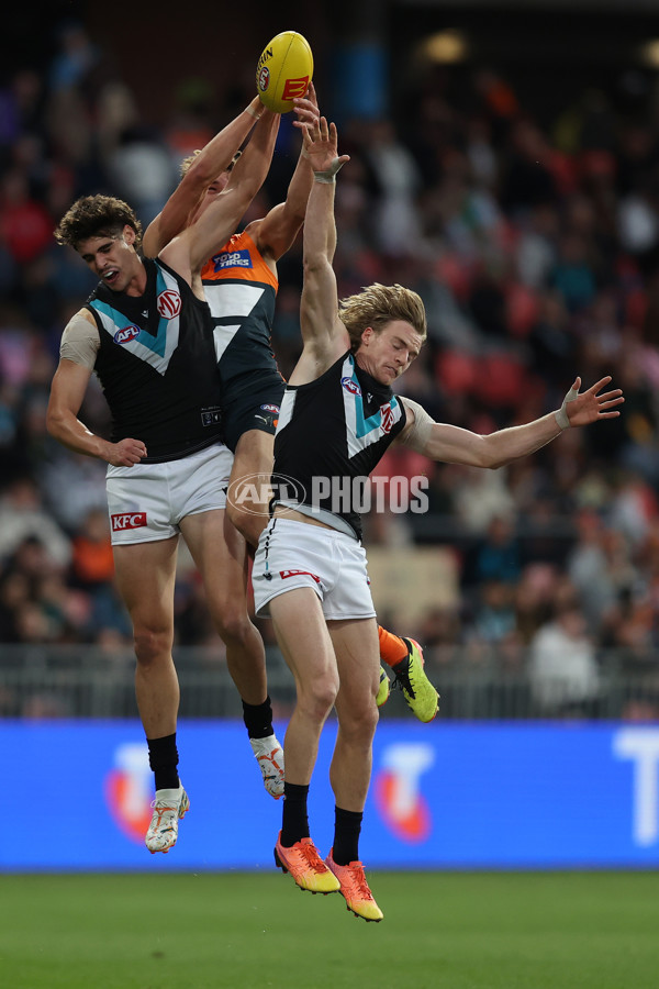 AFL 2024 Round 14 - GWS v Port Adelaide - A-51049928