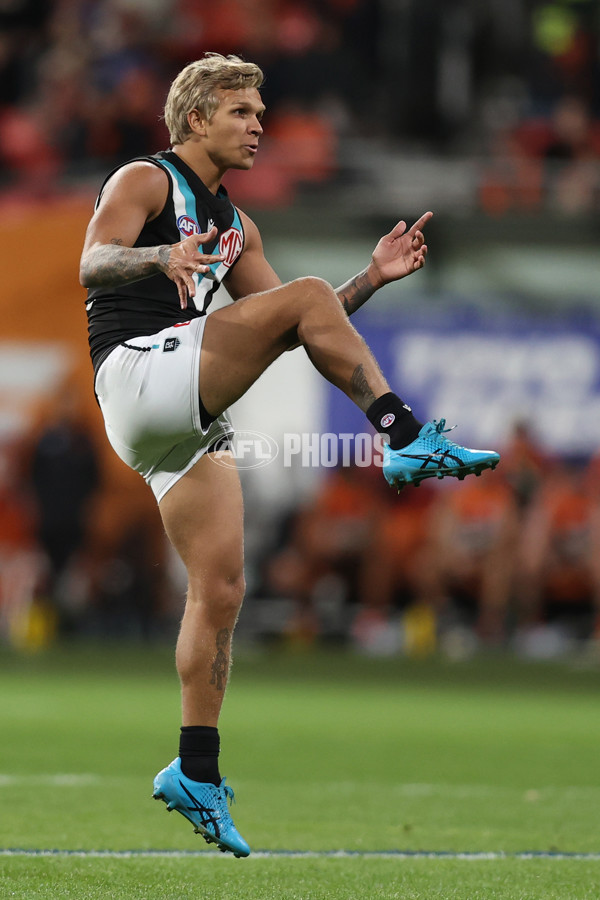AFL 2024 Round 14 - GWS v Port Adelaide - A-51055384
