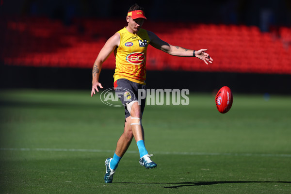 AFL 2024 Training - Gold Coast 180624 - A-51081555