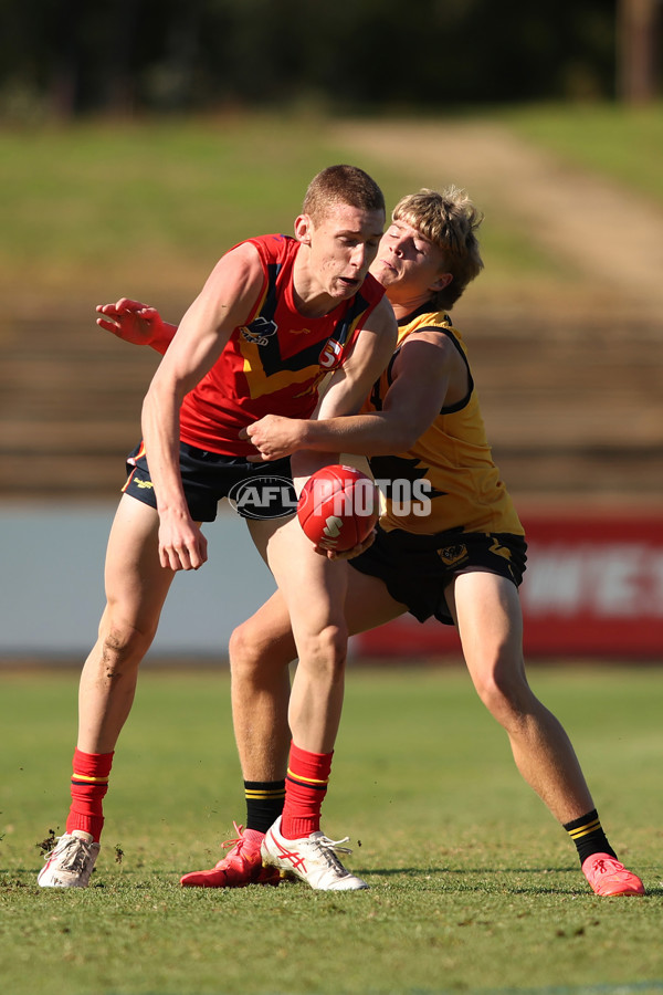 Marsh AFL Championships U16 Boys 2024 - South Australia v Western Australia - A-51183118
