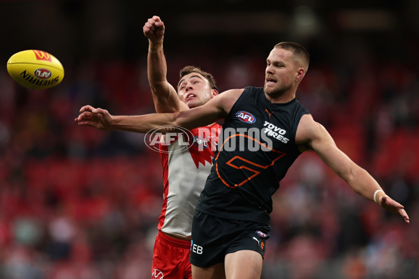 AFL 2024 Round 15 - GWS v Sydney - A-51190985
