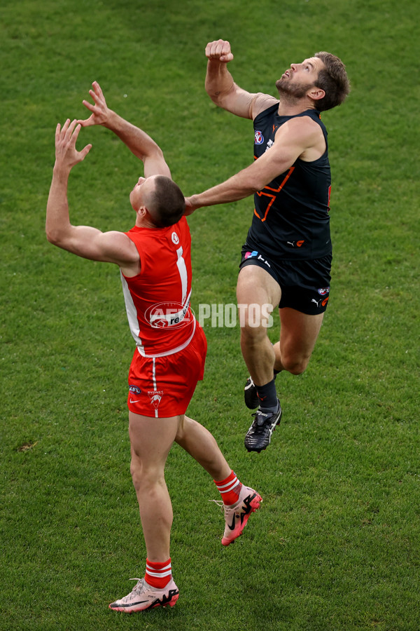 AFL 2024 Round 15 - GWS v Sydney - A-51190992