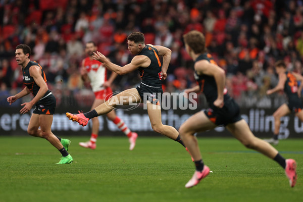 AFL 2024 Round 15 - GWS v Sydney - A-51192105