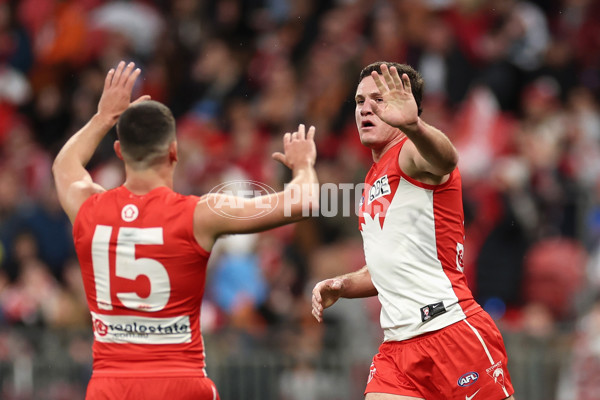 AFL 2024 Round 15 - GWS v Sydney - A-51192124