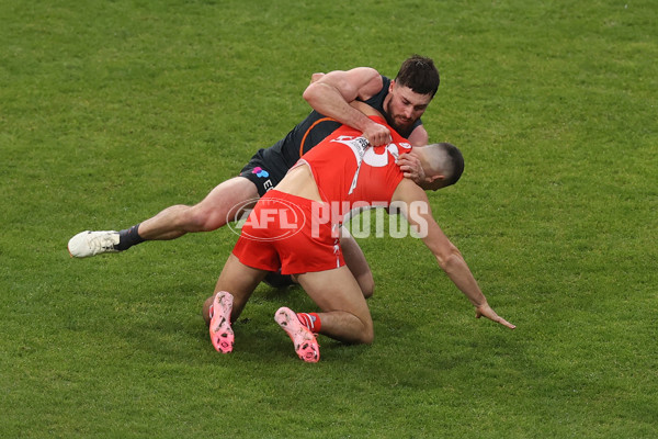 AFL 2024 Round 15 - GWS v Sydney - A-51192149