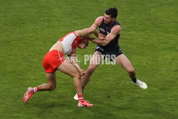 AFL 2024 Round 15 - GWS v Sydney - A-51192150