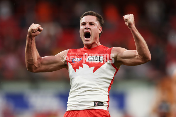 AFL 2024 Round 15 - GWS v Sydney - A-51193814