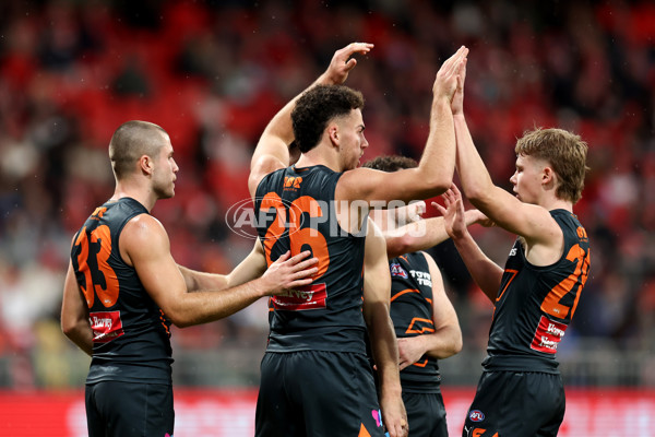 AFL 2024 Round 15 - GWS v Sydney - A-51193815