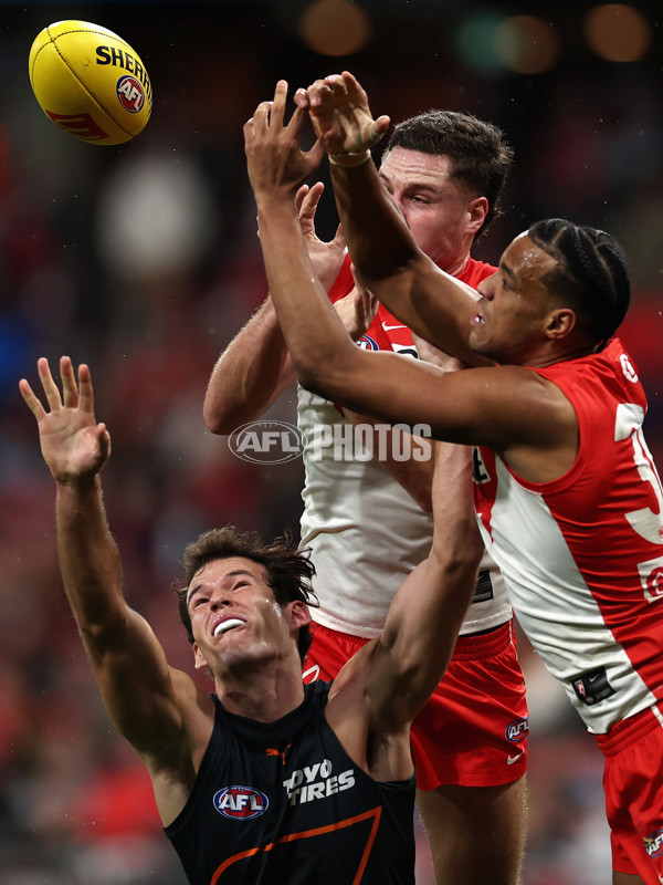 AFL 2024 Round 15 - GWS v Sydney - A-51193820