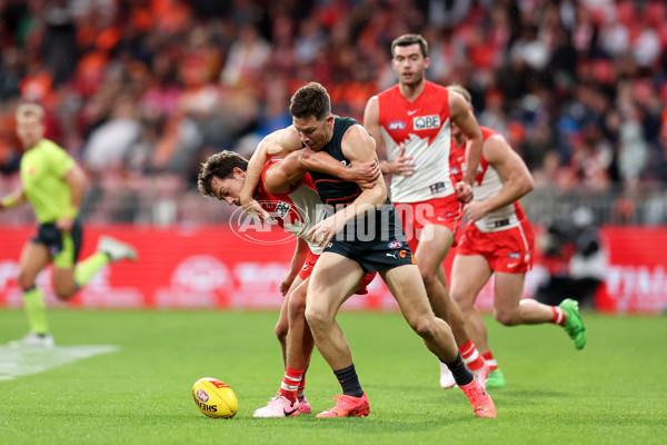 AFL 2024 Round 15 - GWS v Sydney - A-51194945