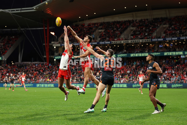 AFL 2024 Round 15 - GWS v Sydney - A-51194950