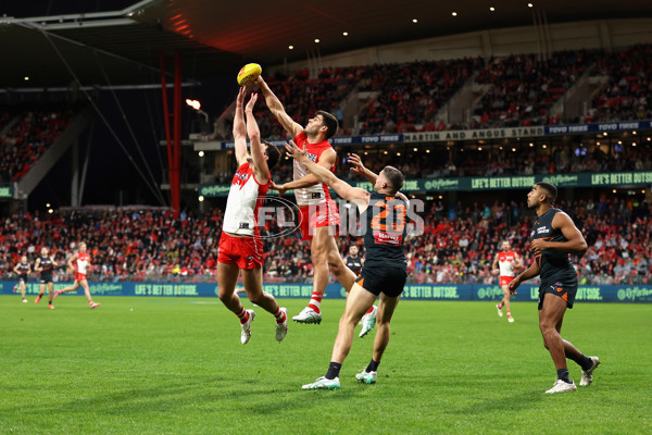 AFL 2024 Round 15 - GWS v Sydney - A-51194951