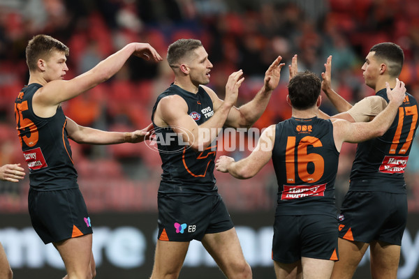 AFL 2024 Round 15 - GWS v Sydney - A-51194957