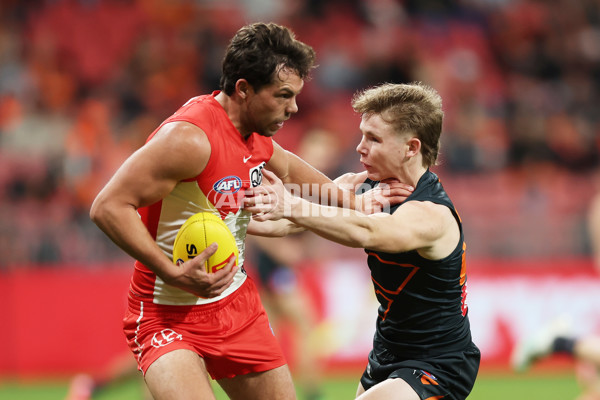 AFL 2024 Round 15 - GWS v Sydney - A-51196702