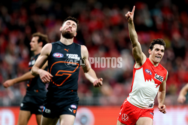 AFL 2024 Round 15 - GWS v Sydney - A-51196710
