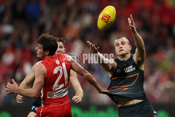 AFL 2024 Round 15 - GWS v Sydney - A-51196716