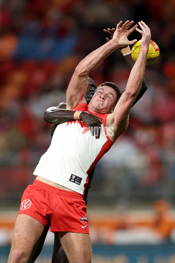 AFL 2024 Round 15 - GWS v Sydney - A-51196731