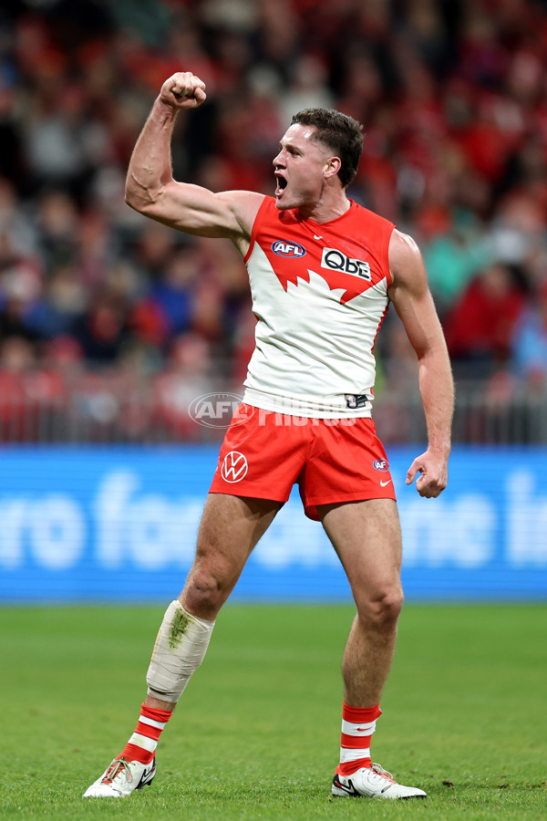 AFL 2024 Round 15 - GWS v Sydney - A-51196737