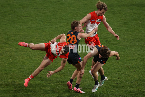 AFL 2024 Round 15 - GWS v Sydney - A-51196768