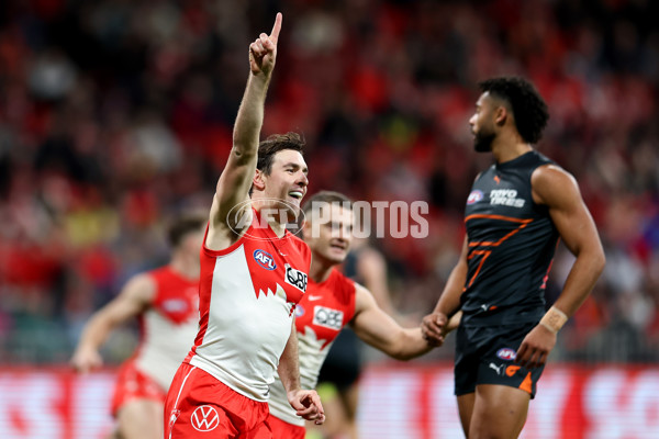AFL 2024 Round 15 - GWS v Sydney - A-51197215