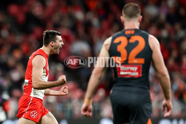 AFL 2024 Round 15 - GWS v Sydney - A-51197252