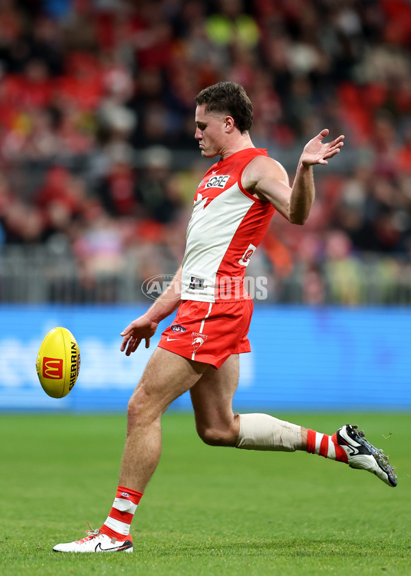 AFL 2024 Round 15 - GWS v Sydney - A-51199662