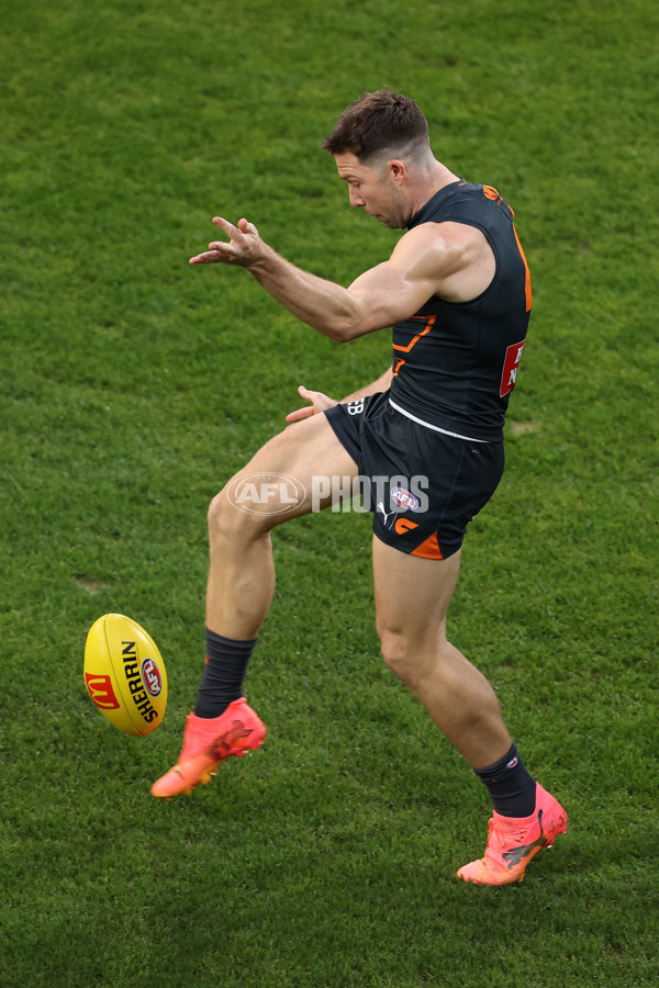 AFL 2024 Round 15 - GWS v Sydney - A-51199726