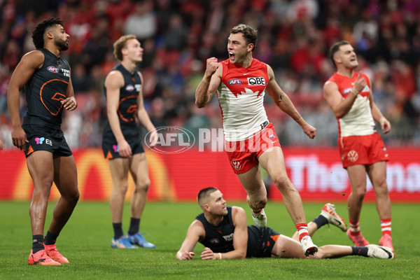 AFL 2024 Round 15 - GWS v Sydney - A-51200090