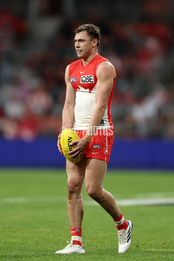 AFL 2024 Round 15 - GWS v Sydney - A-51203017