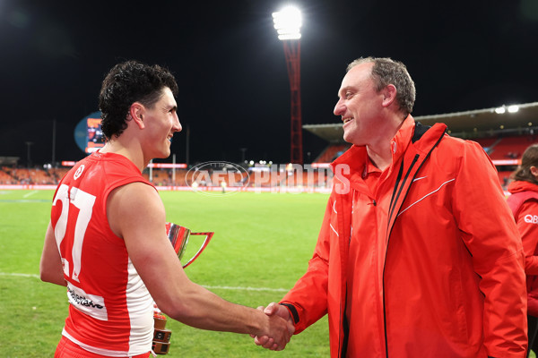 AFL 2024 Round 15 - GWS v Sydney - A-51205609