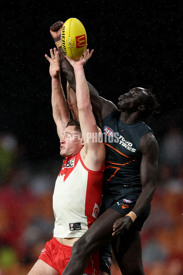 AFL 2024 Round 15 - GWS v Sydney - A-51205610