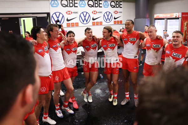 AFL 2024 Round 15 - GWS v Sydney - A-51205637