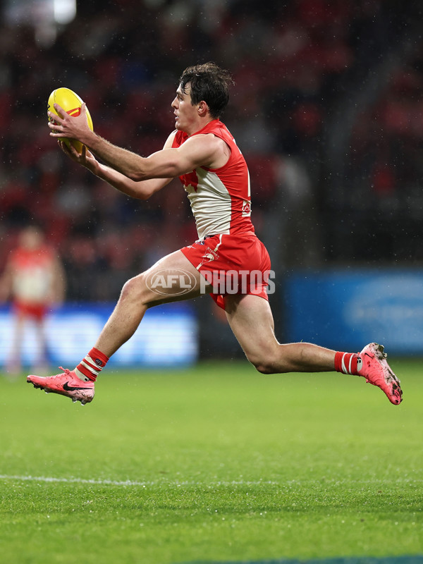 AFL 2024 Round 15 - GWS v Sydney - A-51205675