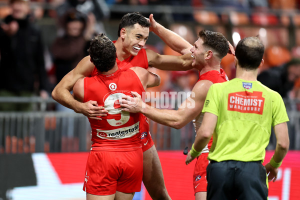 AFL 2024 Round 15 - GWS v Sydney - A-51205845