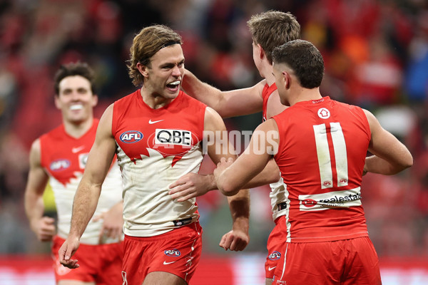 AFL 2024 Round 15 - GWS v Sydney - A-51208520