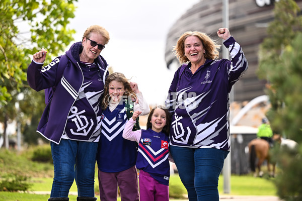 AFL 2024 Round 15 - Fremantle v Gold Coast - A-51222896