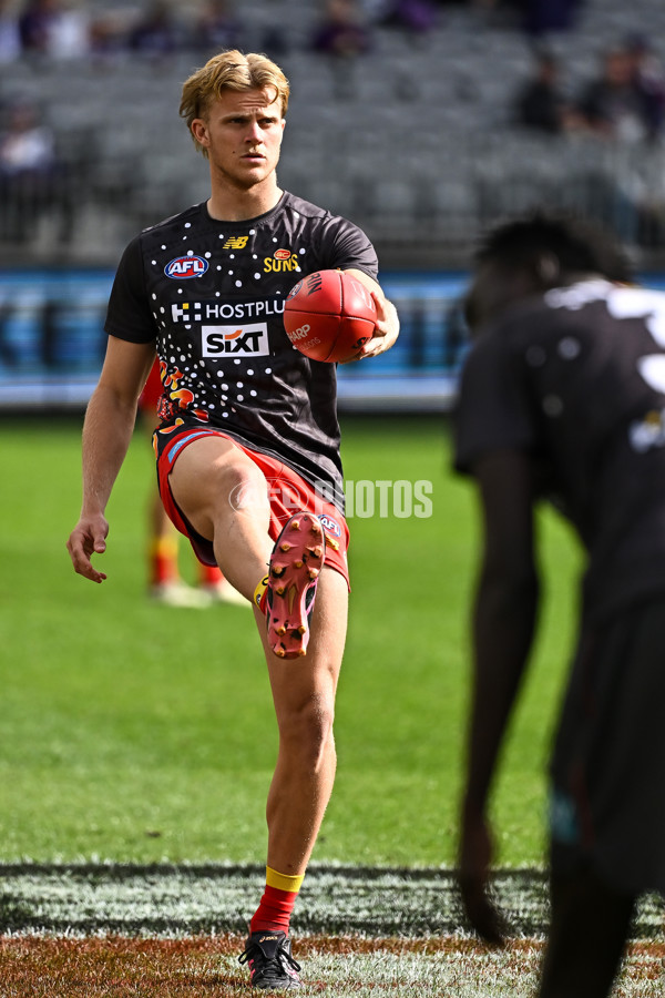 AFL 2024 Round 15 - Fremantle v Gold Coast - A-51223629