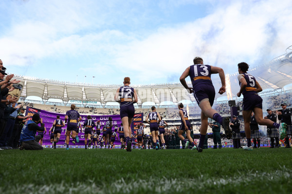 AFL 2024 Round 15 - Fremantle v Gold Coast - A-51225545