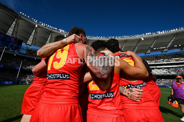 AFL 2024 Round 15 - Fremantle v Gold Coast - A-51226254