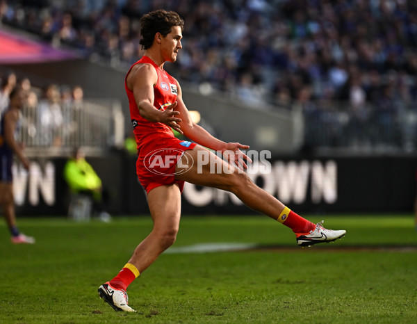 AFL 2024 Round 15 - Fremantle v Gold Coast - A-51233125