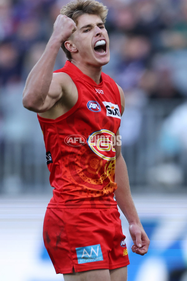 AFL 2024 Round 15 - Fremantle v Gold Coast - A-51233127