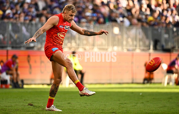 AFL 2024 Round 15 - Fremantle v Gold Coast - A-51235737