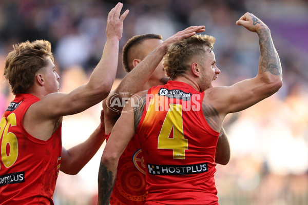 AFL 2024 Round 15 - Fremantle v Gold Coast - A-51236423