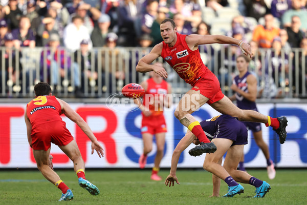 AFL 2024 Round 15 - Fremantle v Gold Coast - A-51237968