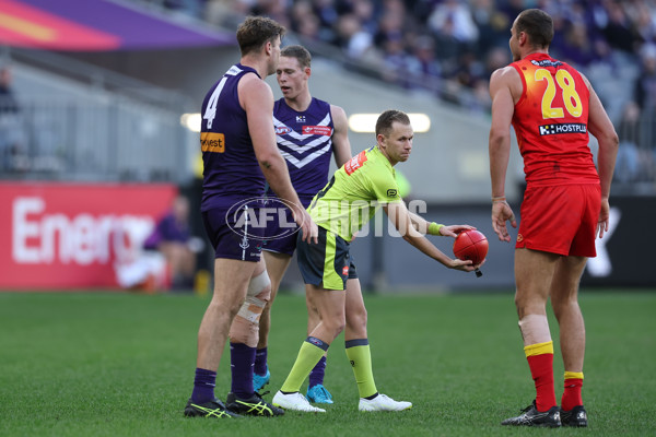 AFL 2024 Round 15 - Fremantle v Gold Coast - A-51237984