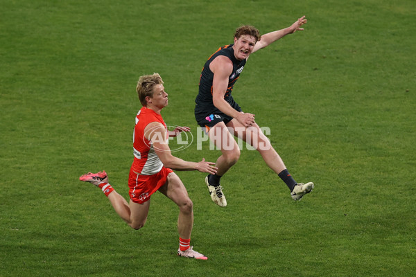 AFL 2024 Round 15 - GWS v Sydney - A-51245208