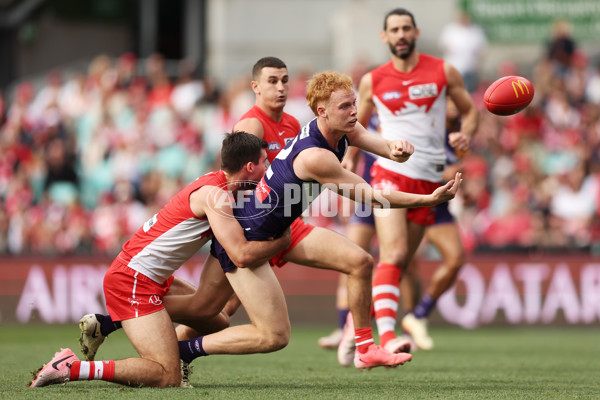 AFL 2024 Round 16 - Sydney v Fremantle - A-51423795