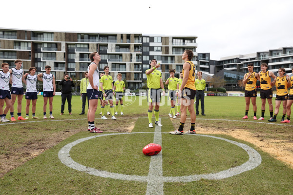 Marsh AFL Championships U18 Boys 2024 - Western Australia v Vic Country - A-51435275